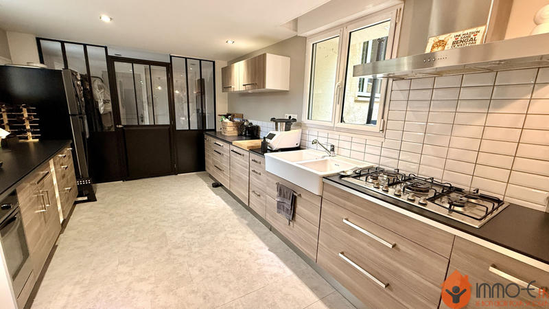 Maison - 110 m² - 5 pièces