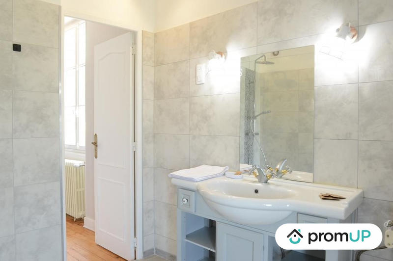 Manoir - 678 m² - 18 pièces