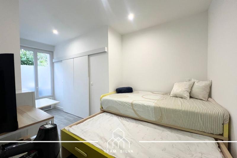 Studio - 14 m² - 1 pièce