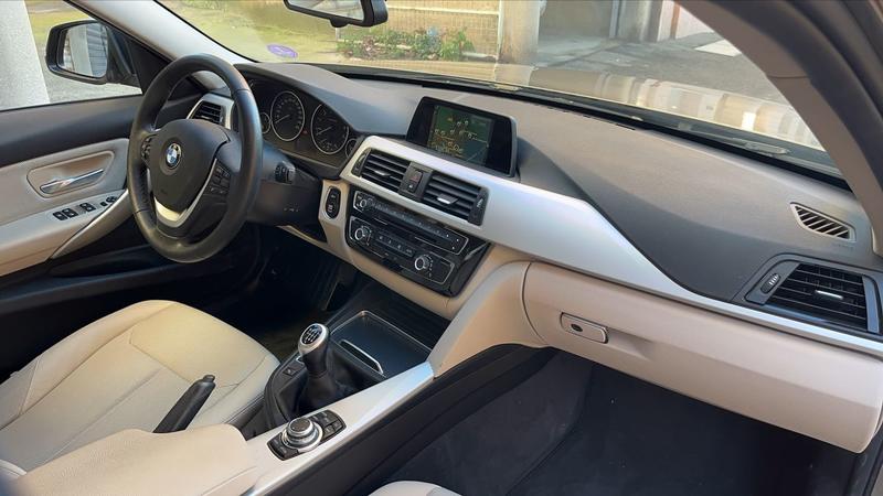 Bmw Série 3 (F30) 318i 136 Lounge - Première main Entretien constructeur