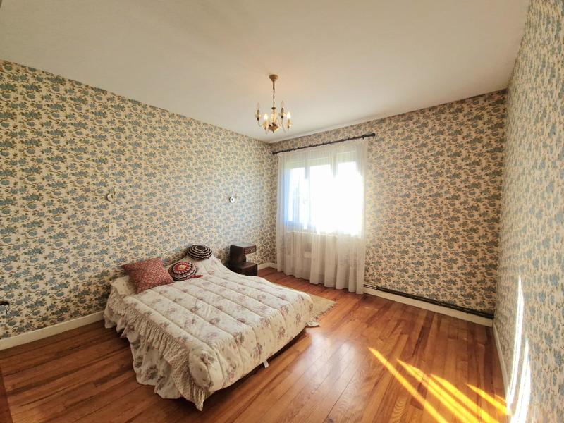 Maison - 159 m² - 6 pièces