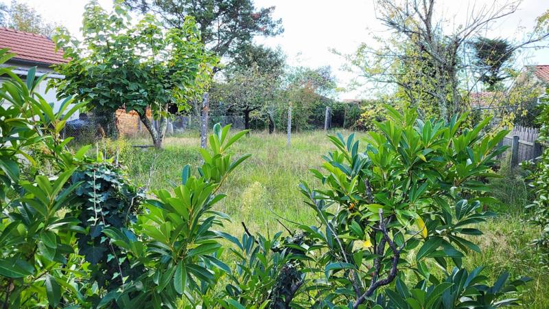 Terrain constructible - 918 m²
