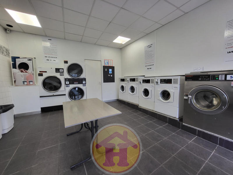 Immeuble - 382 m² - 19 pièces