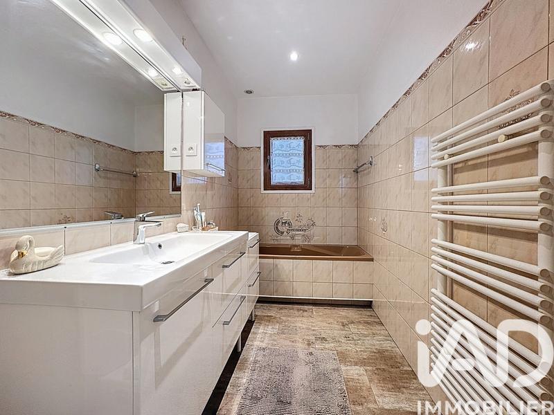 Maison - 80 m² - 3 pièces