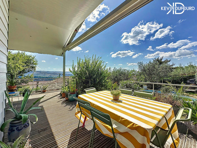 Villa - 110 m² - 5 pièces