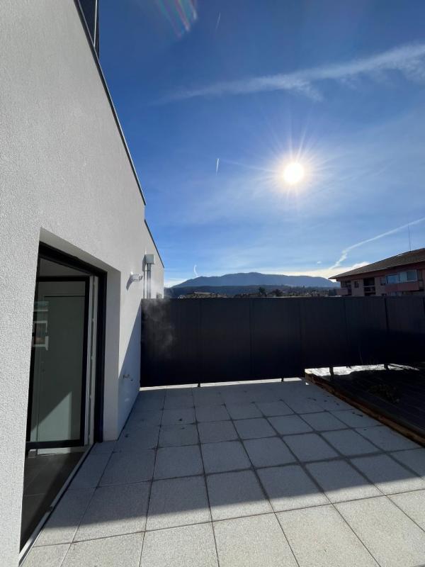 Appartement - 80 m² - 4 pièces