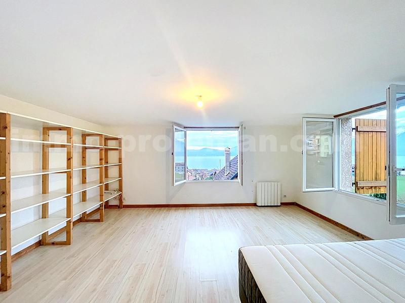 Maison - 196 m² - 7 pièces