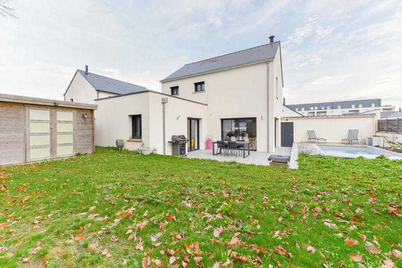 Maison - 127 m² - 6 pièces