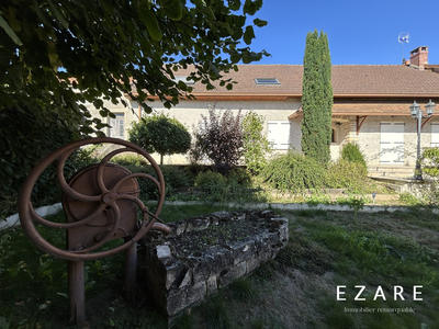 Maison - 200 m² - 7 pièces