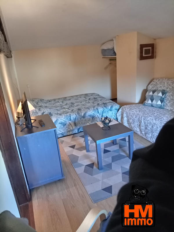 Maison - 300 m² - 15 pièces