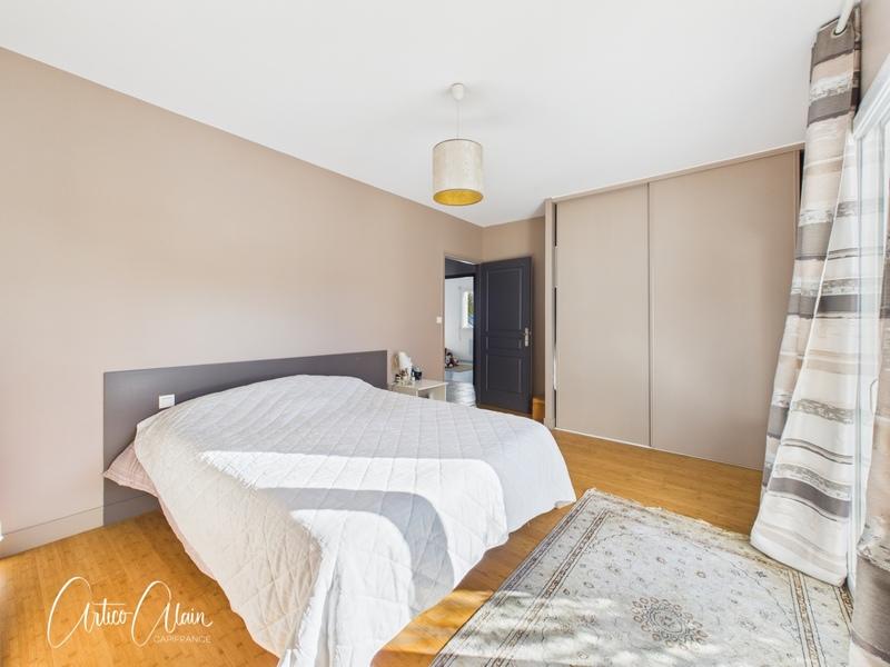 Maison - 172 m² - 6 pièces