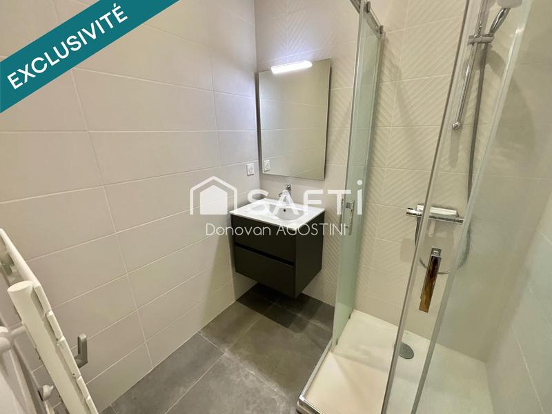 Maison - 239 m² - 7 pièces