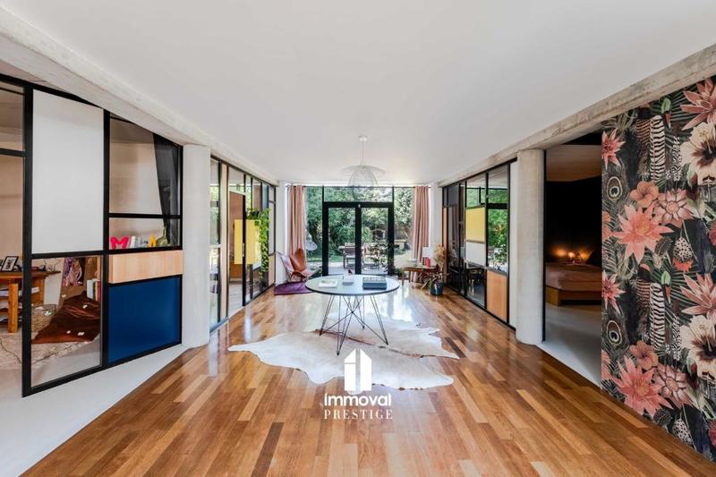 Maison ancienne - 398 m² - 10 pièces