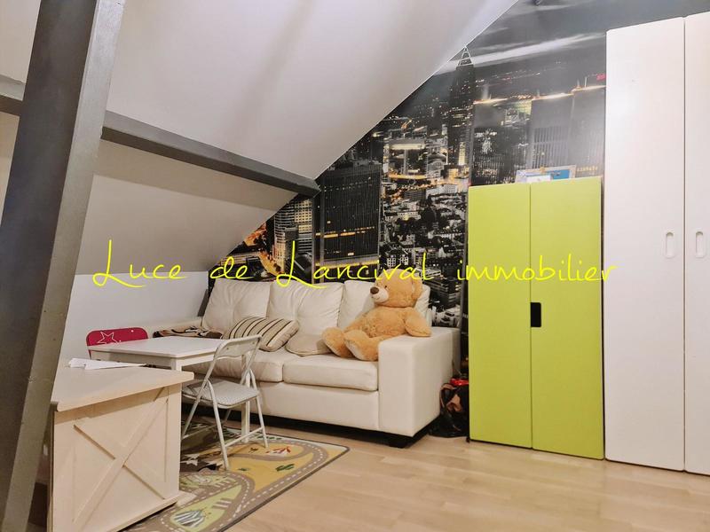 Maison - 202 m² - 7 pièces