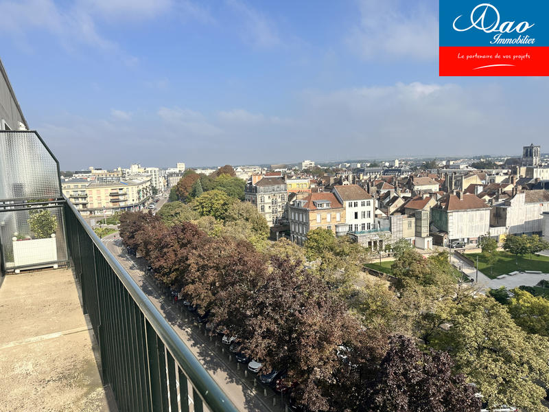 Appartement - 195 m² - 6 pièces