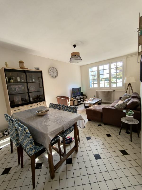 Maison - 87 m² - 5 pièces