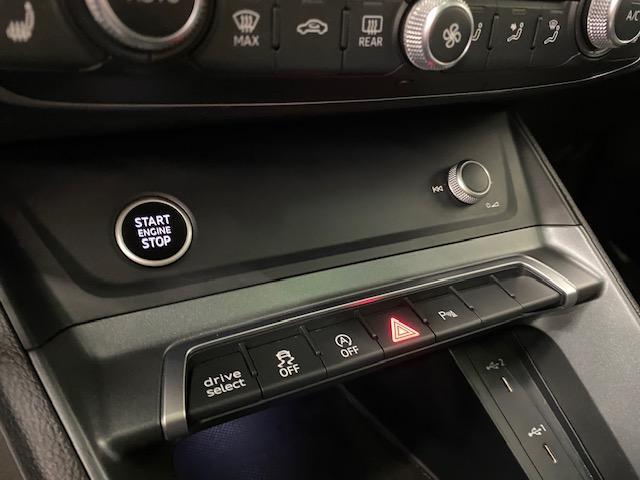 Audi Q3 35 Tdi 150 ch s tronic 7 s line