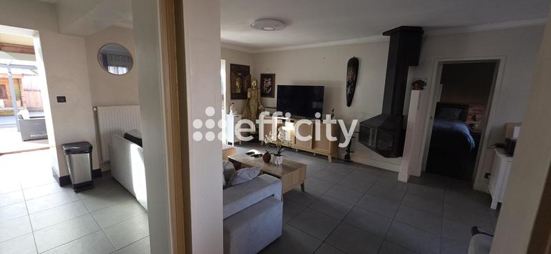 Maison - 131 m² - 6 pièces