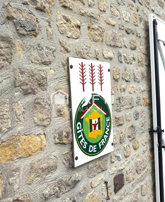 Maison - 137 m² - 7 pièces