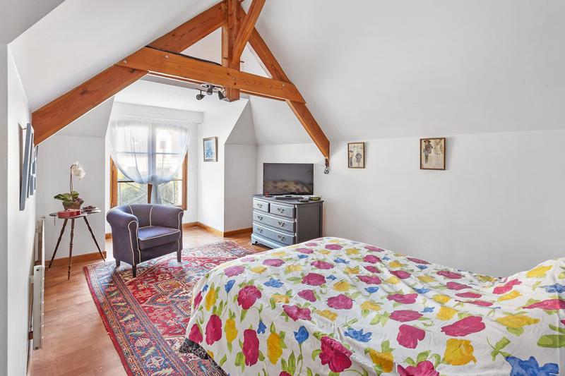 Maison - 187 m² - 6 pièces