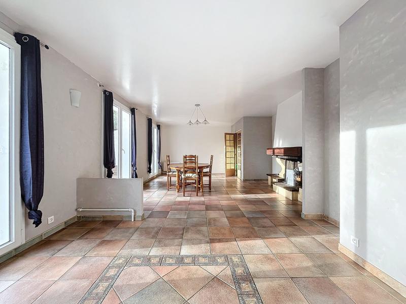 Maison - 145 m² - 7 pièces