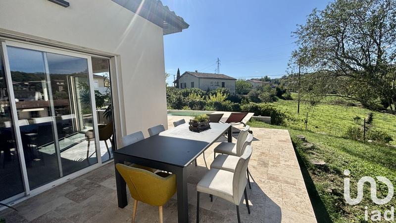 Maison - 94 m² - 4 pièces