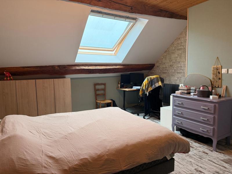 Appartement - 93 m² - 5 pièces