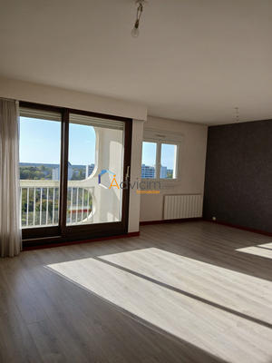 Appartement - 80 m² - 3 pièces