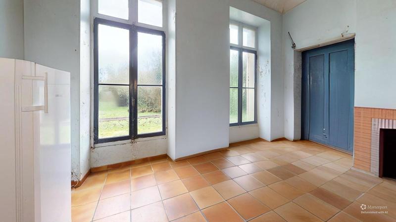 Maison - 250 m² - 7 pièces