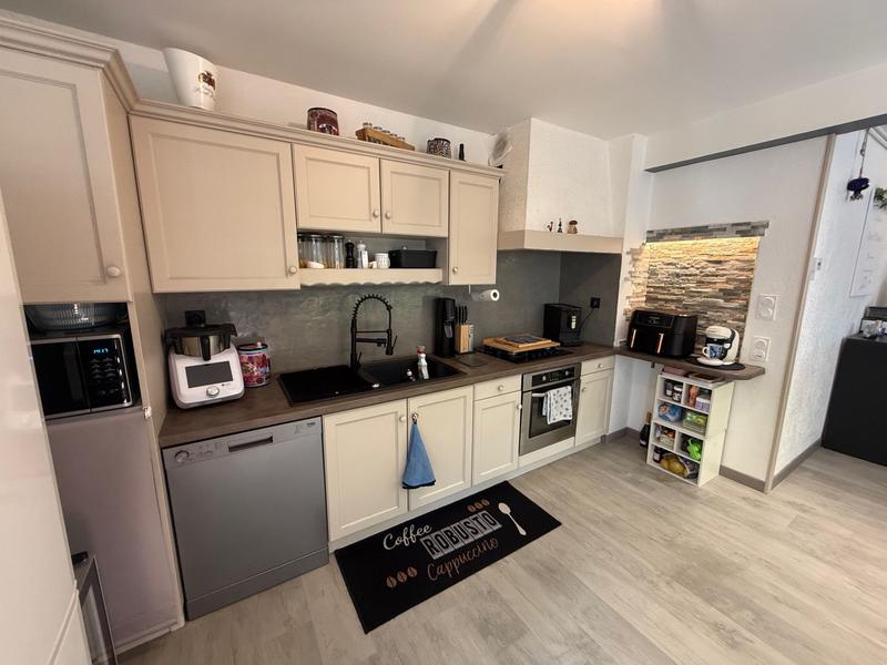 Appartement - 97 m² - 5 pièces