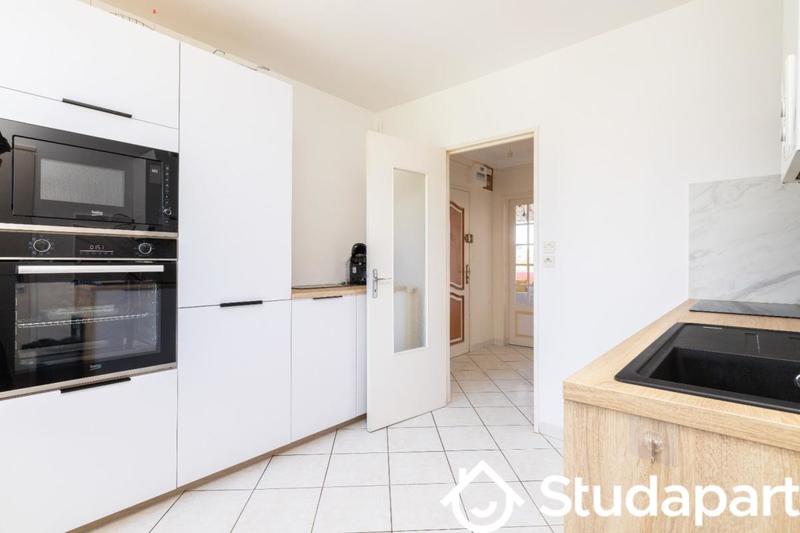 Chambre - 9 m² - 1 pièce