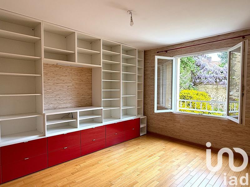 Maison - 185 m² - 8 pièces