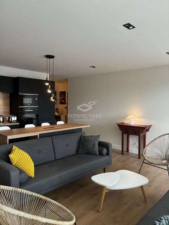 Appartement - 103 m² - 5 pièces