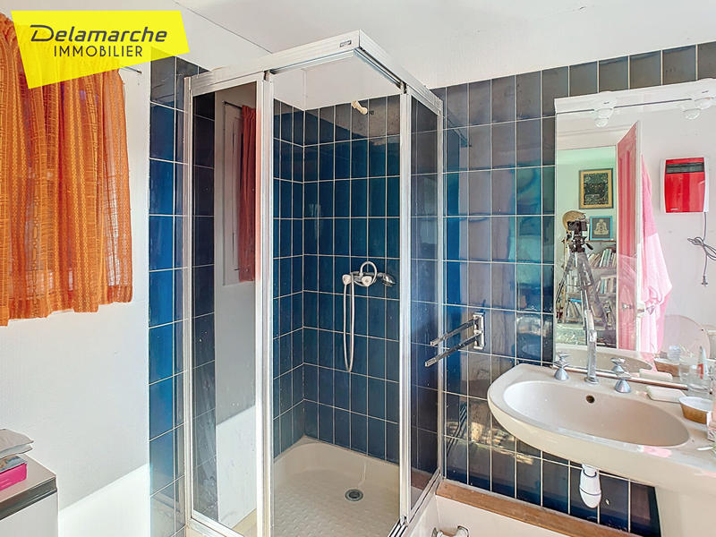 Maison - 205 m² - 6 pièces