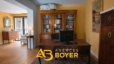 Maison - 304 m² - 8 pièces