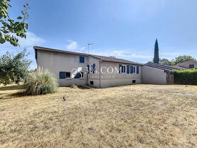 Maison - 122 m² - 5 pièces