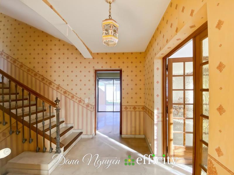 Maison - 106 m² - 5 pièces