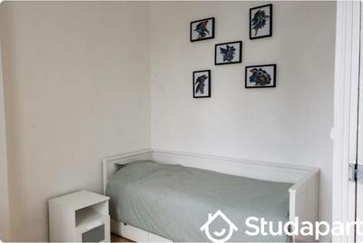 Maison - 250 m² - 14 pièces