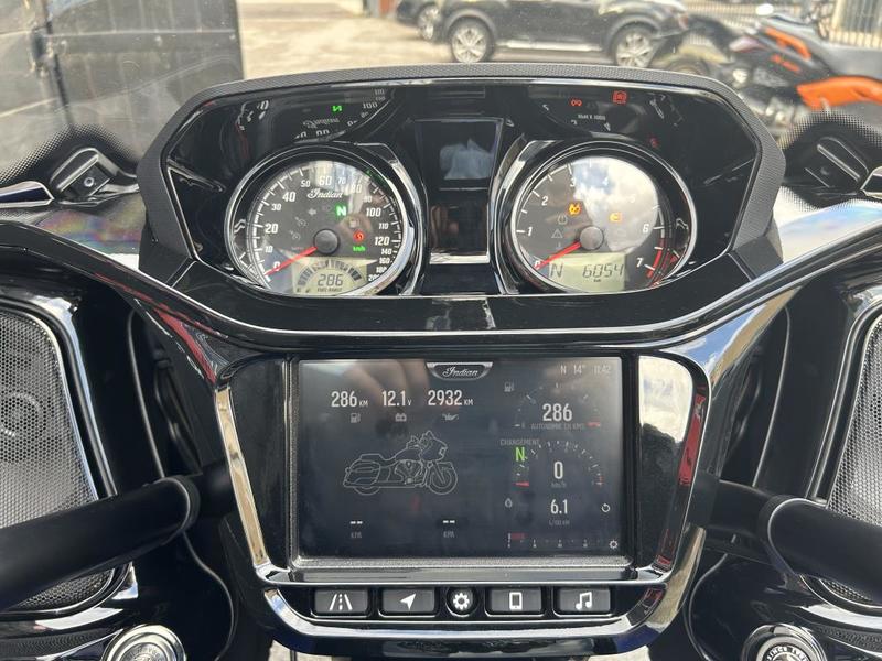 Indian Challenger Dark Horse Spirit Blue Smoke