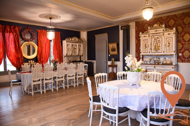 Manoir - 430 m² - 12 pièces