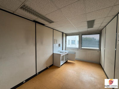 Bureau - 542 m²
