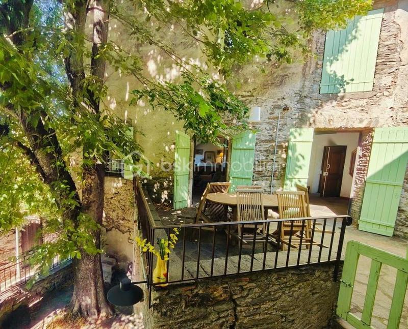 Maison en pierre - 181 m² - 6 pièces