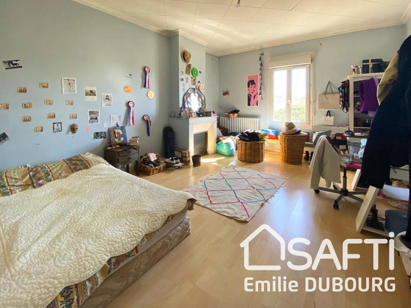 Maison - 180 m² - 4 pièces