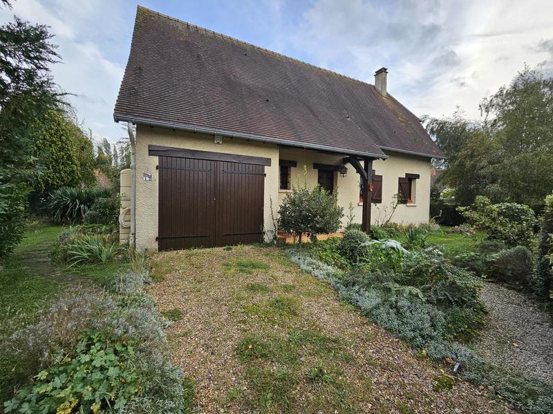 Maison traditionnelle - 105 m² - 4 pièces