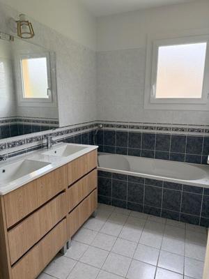 Maison - 106 m² - 5 pièces