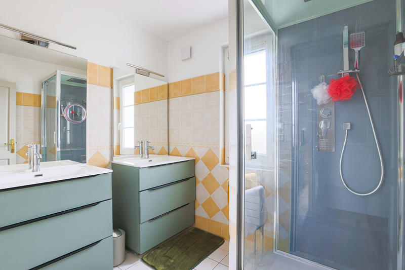 Maison - 147 m² - 7 pièces