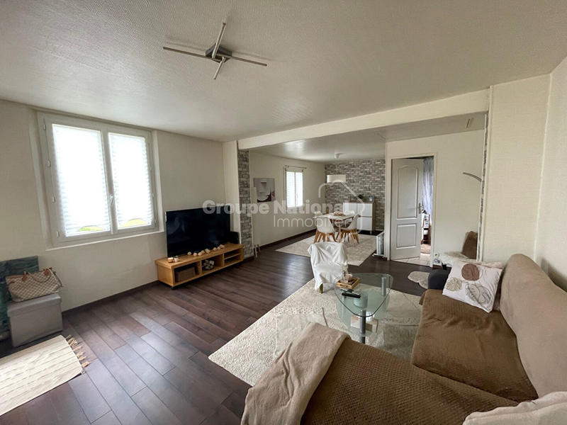 Maison - 90 m² - 5 pièces