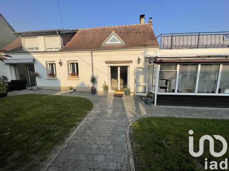 Maison - 106 m² - 6 pièces