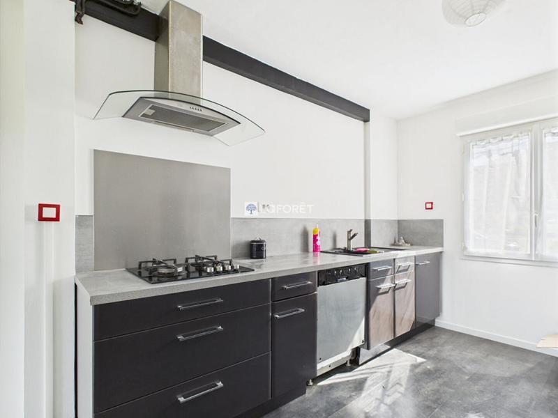 Maison - 83 m² - 4 pièces