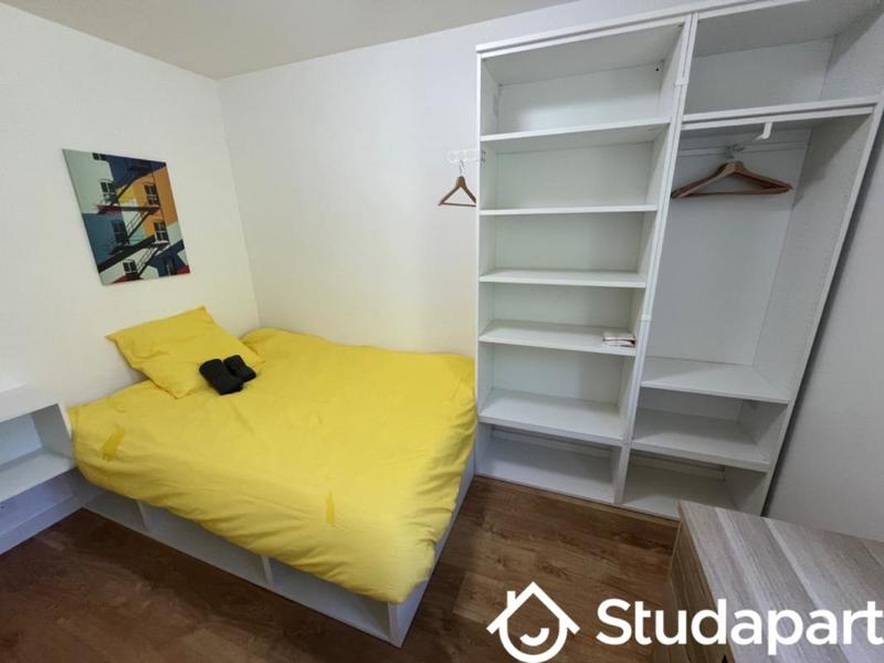 Chambre - 10 m² - 1 pièce